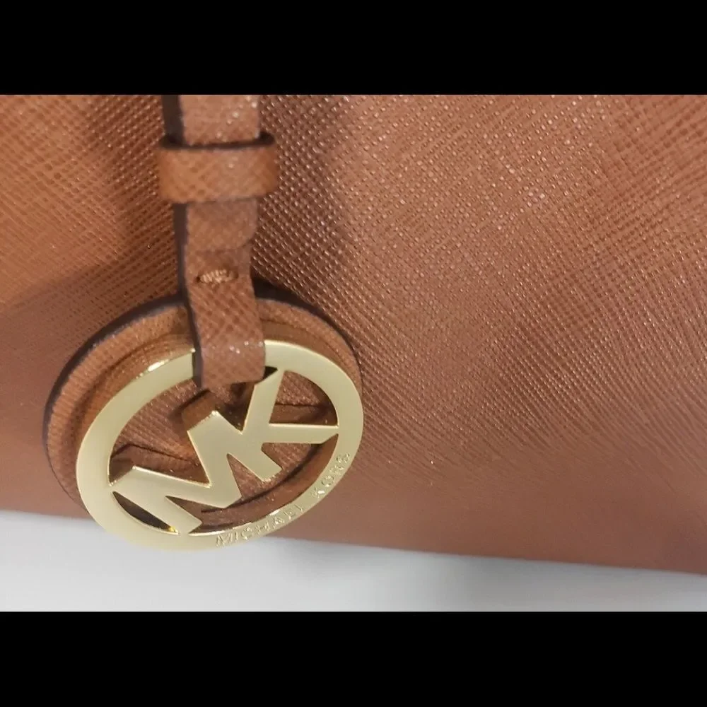 Michael Kors Jet Set travel tote bag - Picture 6 of 15